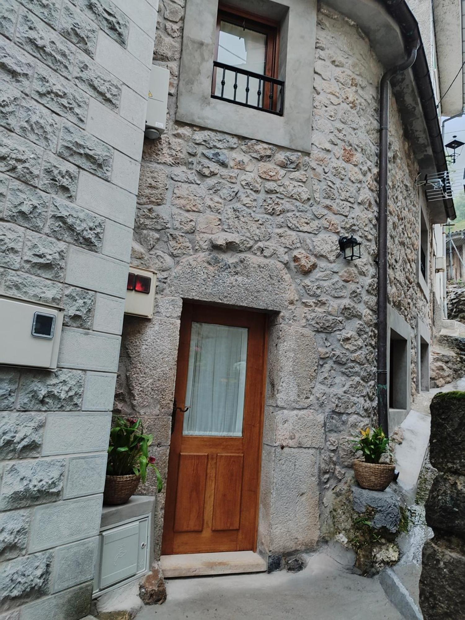 فيلا La Casina De Tielve De Cabrales Dentro Del Parque Nacional Picos De Europa المظهر الخارجي الصورة