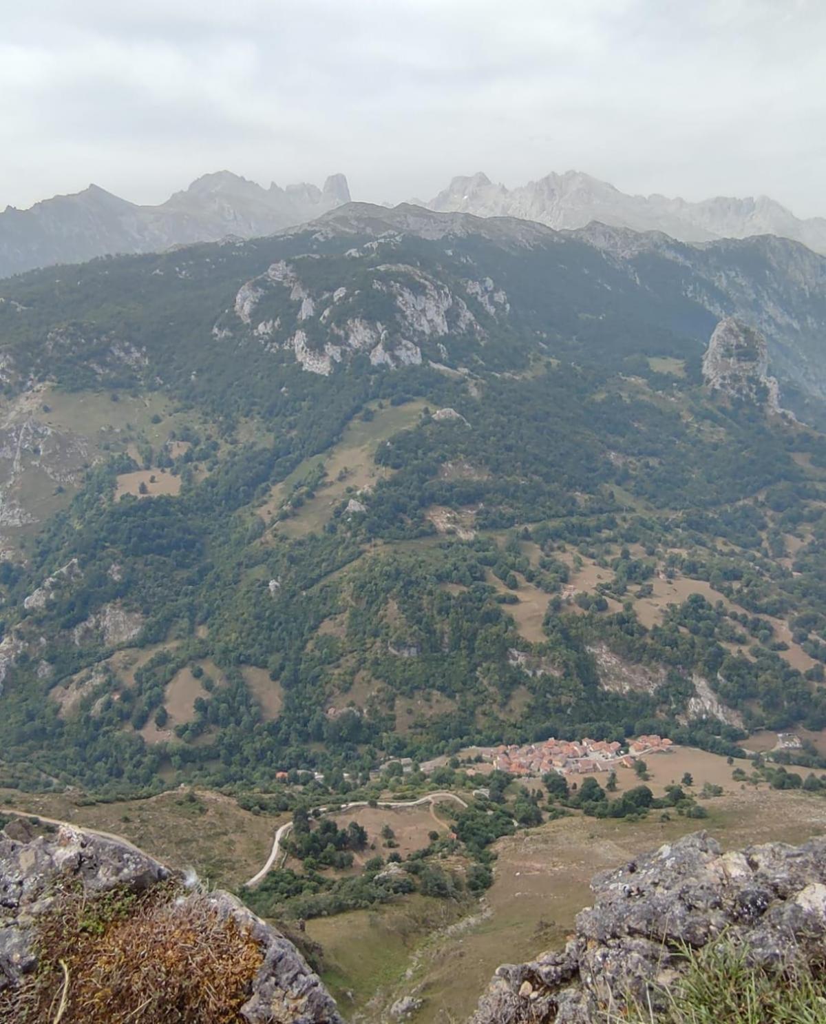 فيلا La Casina De Tielve De Cabrales Dentro Del Parque Nacional Picos De Europa المظهر الخارجي الصورة